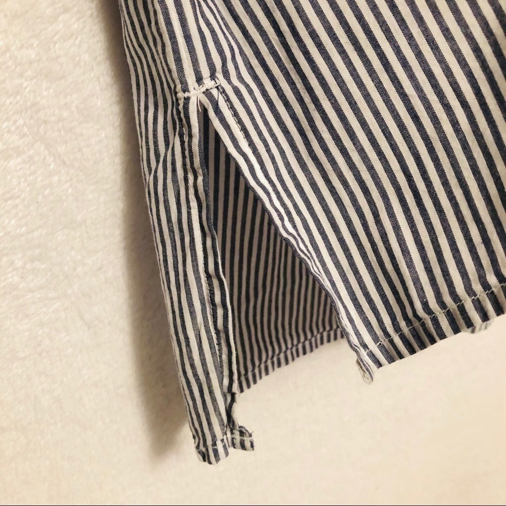 NWT St. John’s Bay Striped Button Down Crewneck Blouse Size Small - Picture 3 of 9